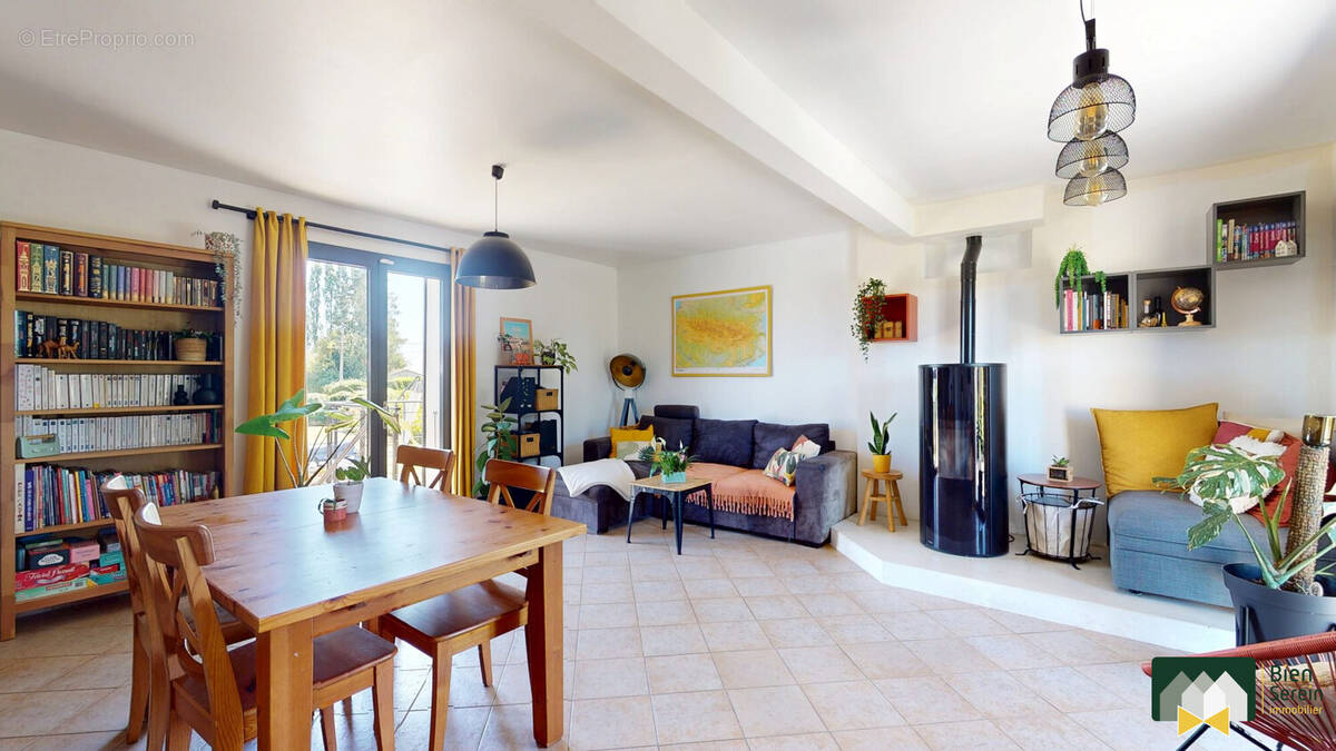 Séjour - Maison à UMPEAU