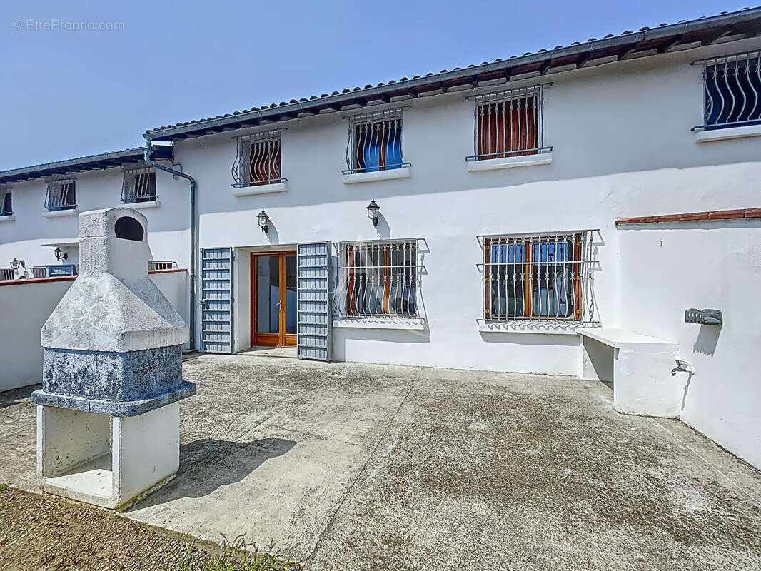 Maison à FONBEAUZARD