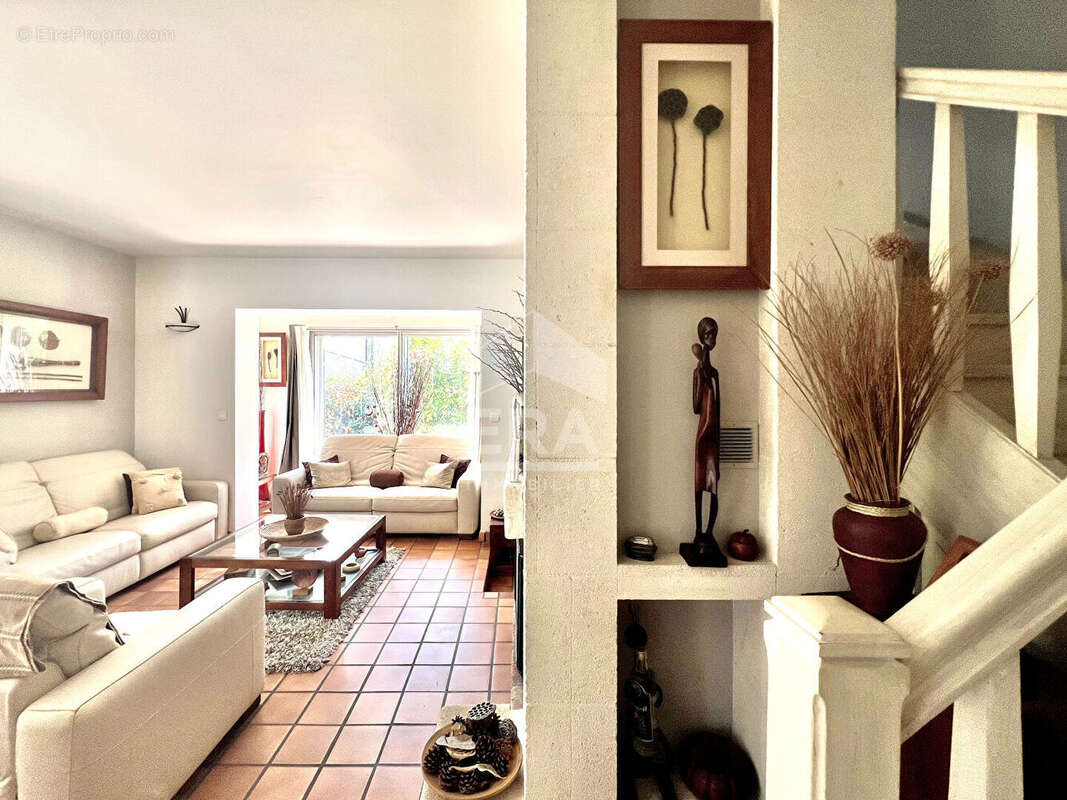 Maison à VAUX-SUR-MER