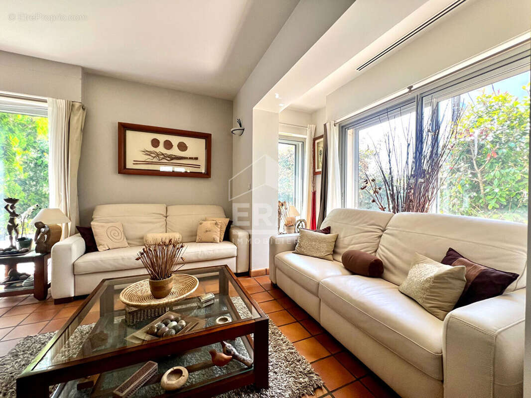 Maison à VAUX-SUR-MER