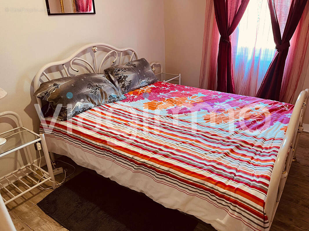 Maison à VOUILLE-LES-MARAIS