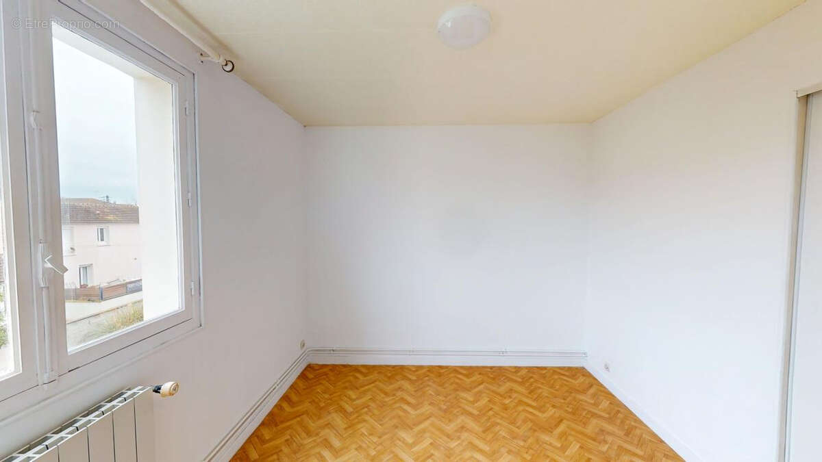 Appartement à MANTES-LA-JOLIE