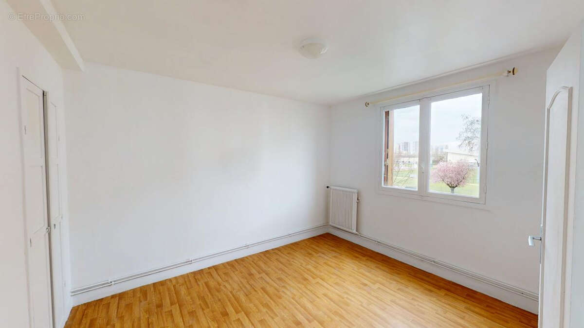 Appartement à MANTES-LA-JOLIE