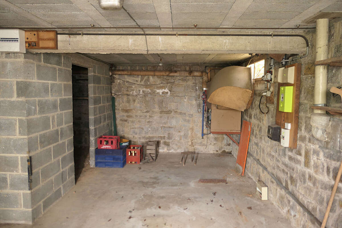 Maison à SAINT-HILAIRE-DU-HARCOUET