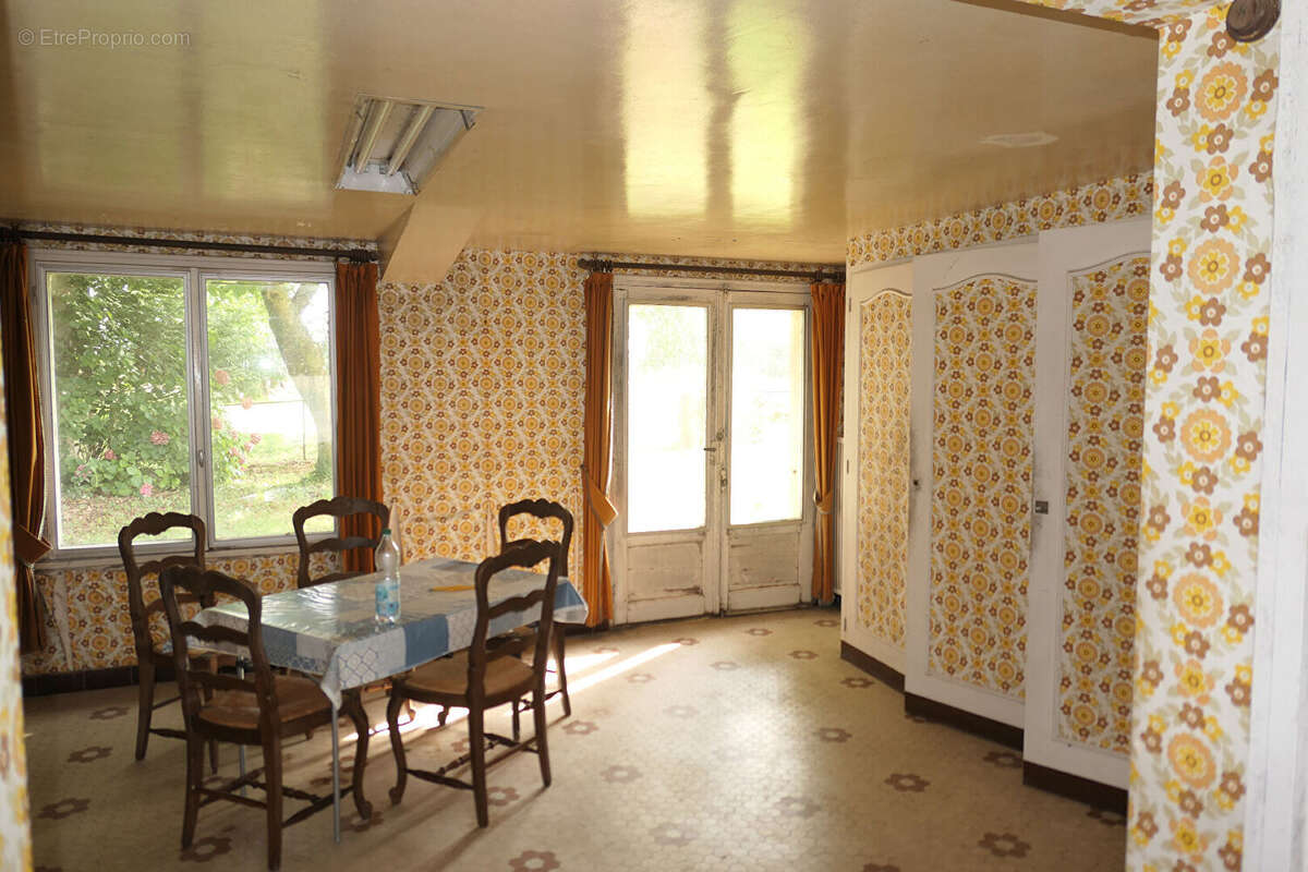 Maison à SAINT-HILAIRE-DU-HARCOUET