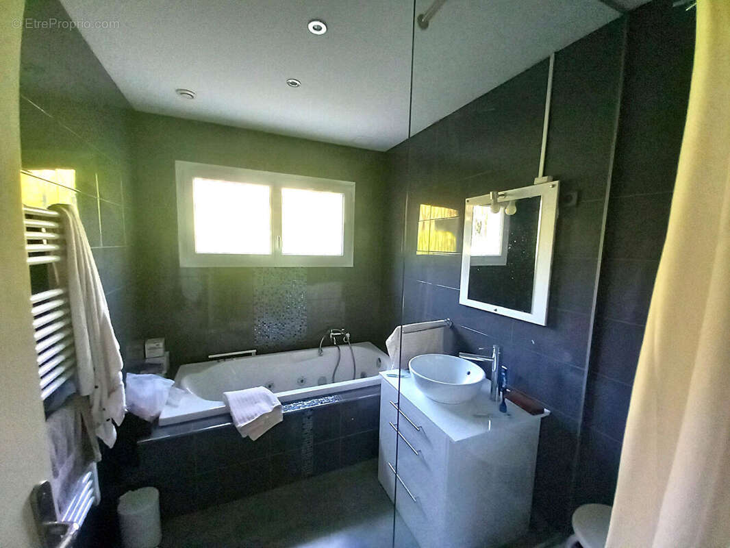 Maison à PEYREHORADE