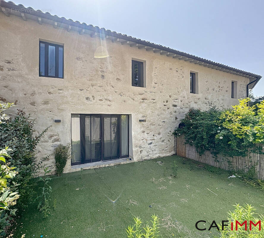 Maison à SAINT-LAURENT-D&#039;AGNY