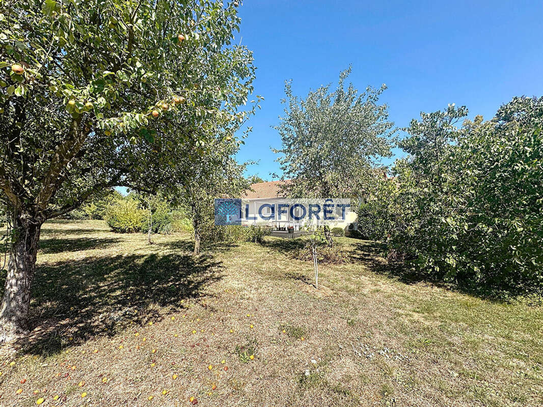 Maison à TIL-CHATEL