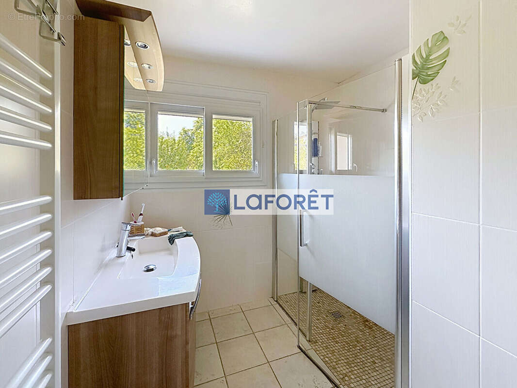 Maison à TIL-CHATEL