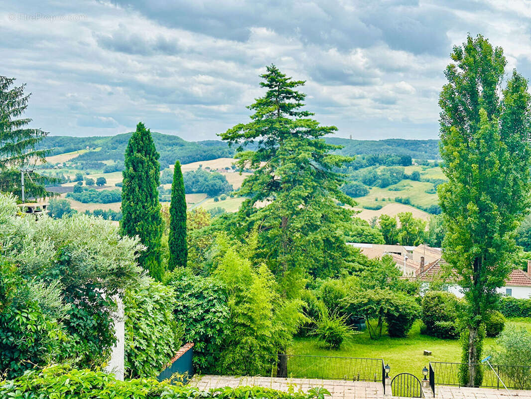 Maison à PENNE-D&#039;AGENAIS