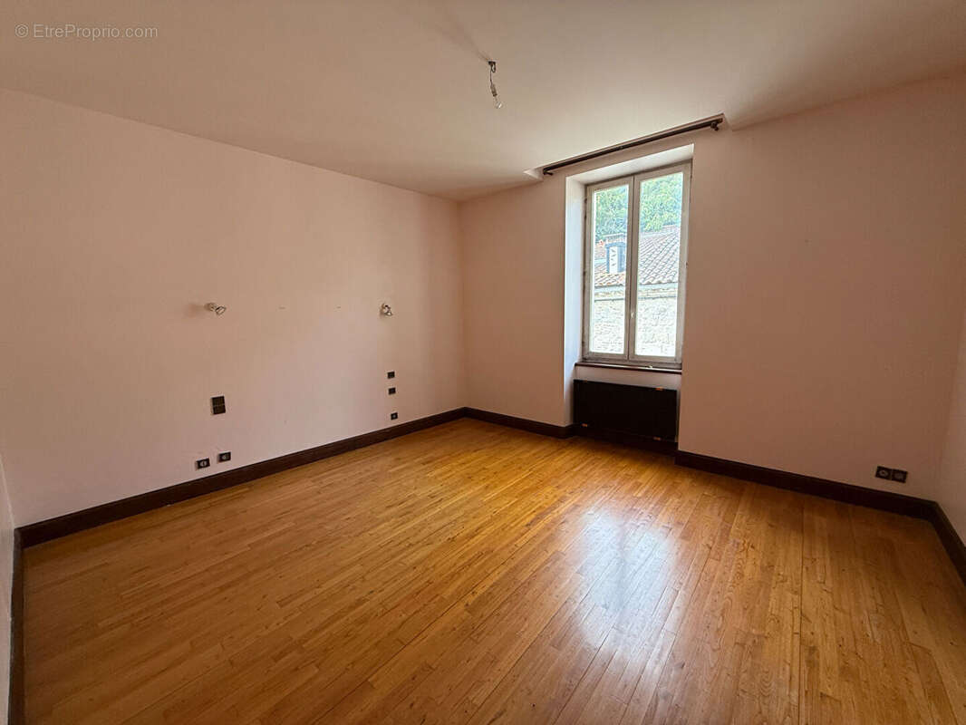 Maison à PENNE-D&#039;AGENAIS