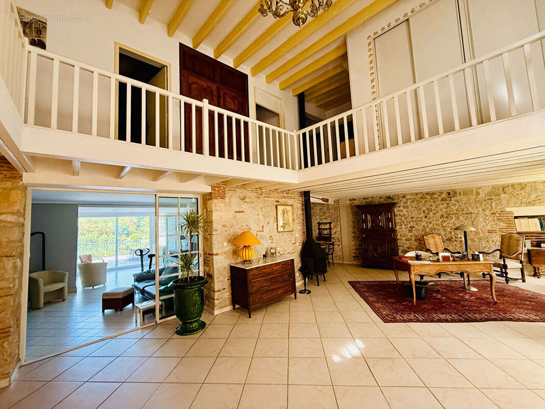 Maison à PENNE-D&#039;AGENAIS