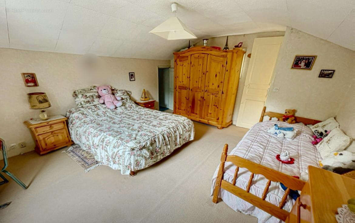 Maison à BONNEUIL-SUR-MARNE