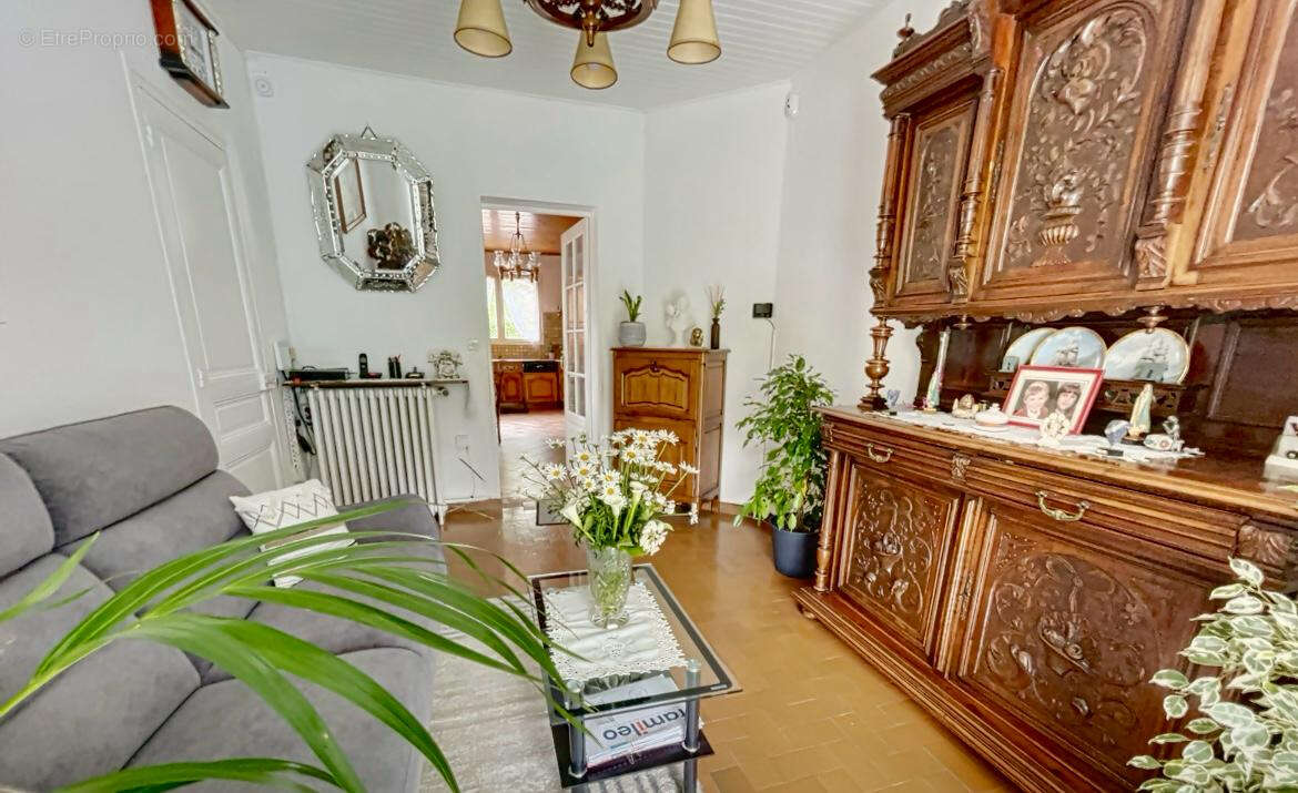 Maison à BONNEUIL-SUR-MARNE