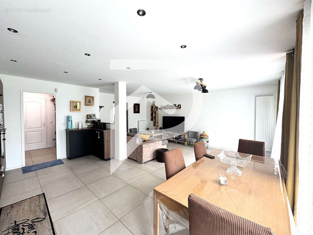 Maison à DEUIL-LA-BARRE