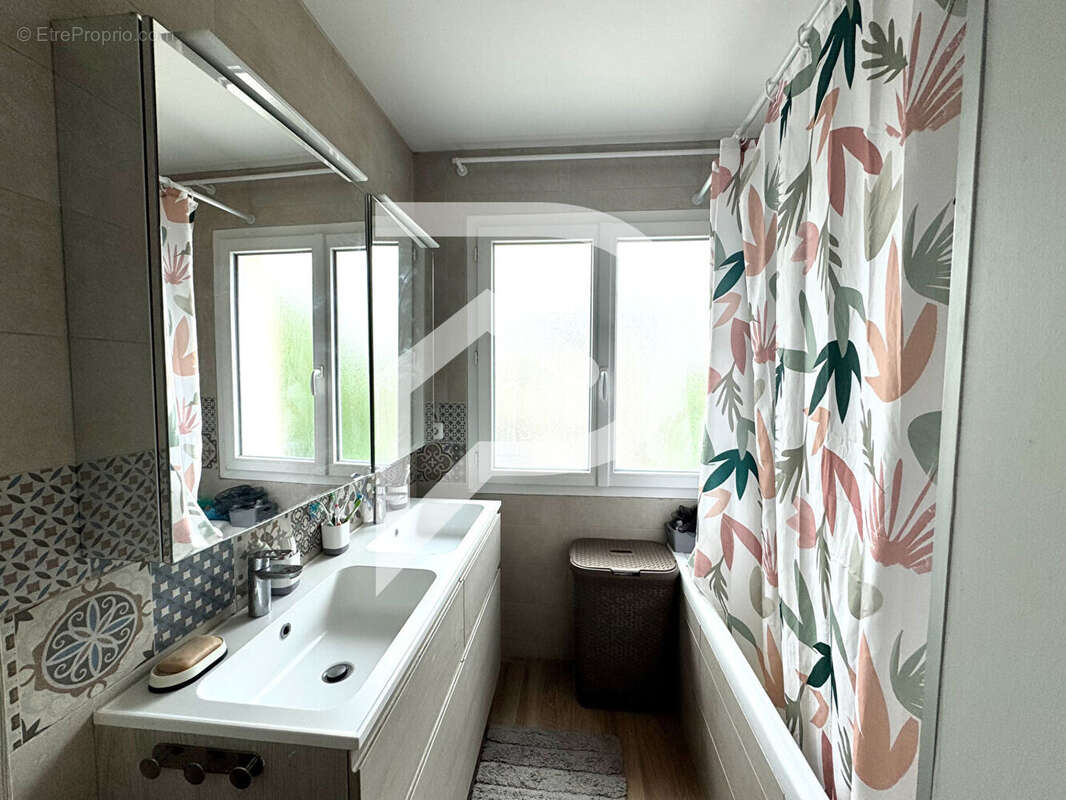 Maison à DEUIL-LA-BARRE