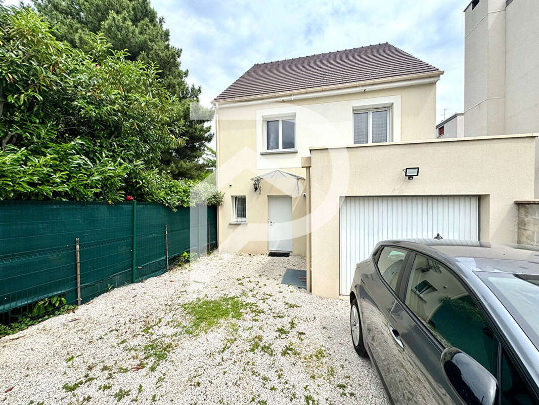 Maison à DEUIL-LA-BARRE