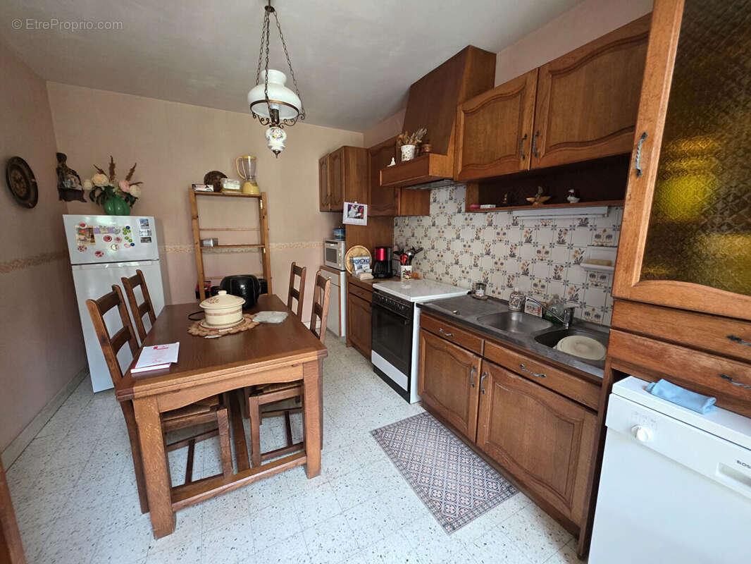 Maison à CENON-SUR-VIENNE