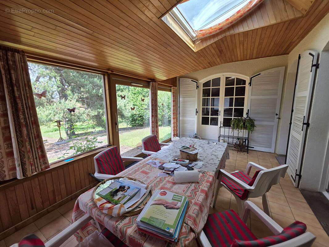 Maison à CENON-SUR-VIENNE