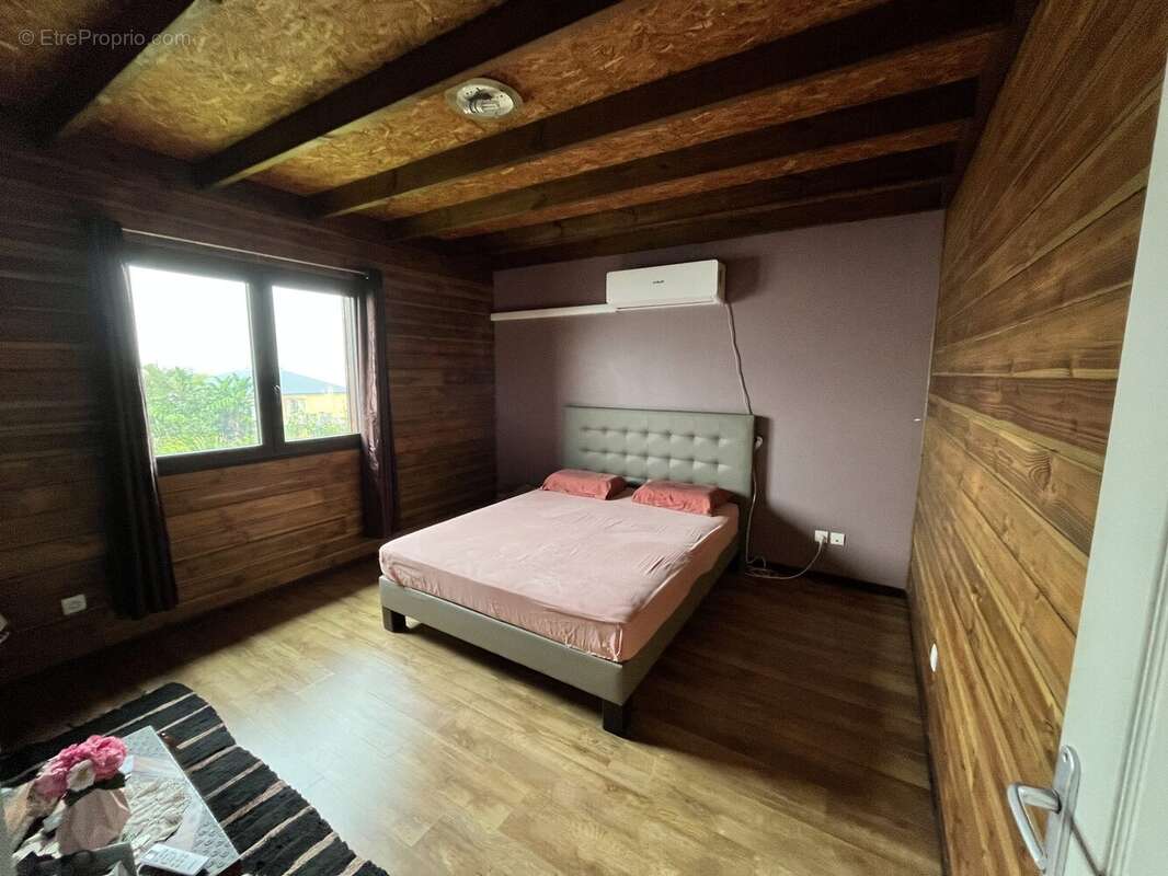 Maison à LA PLAINE-DES-PALMISTES