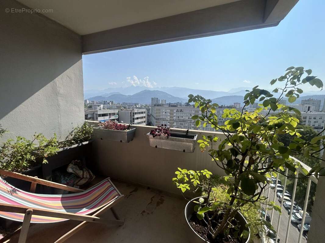 Appartement à ECHIROLLES