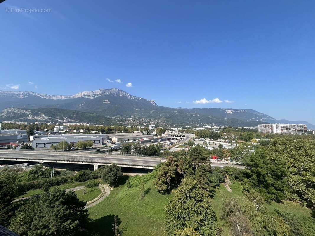 Appartement à ECHIROLLES