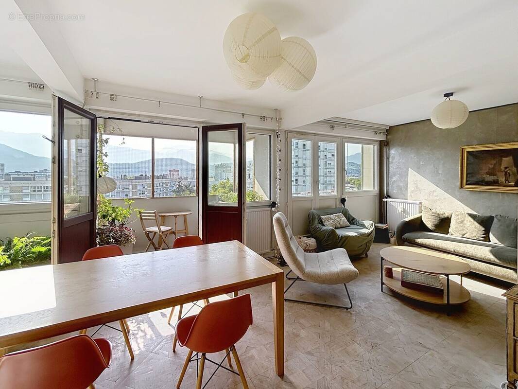 Appartement à ECHIROLLES