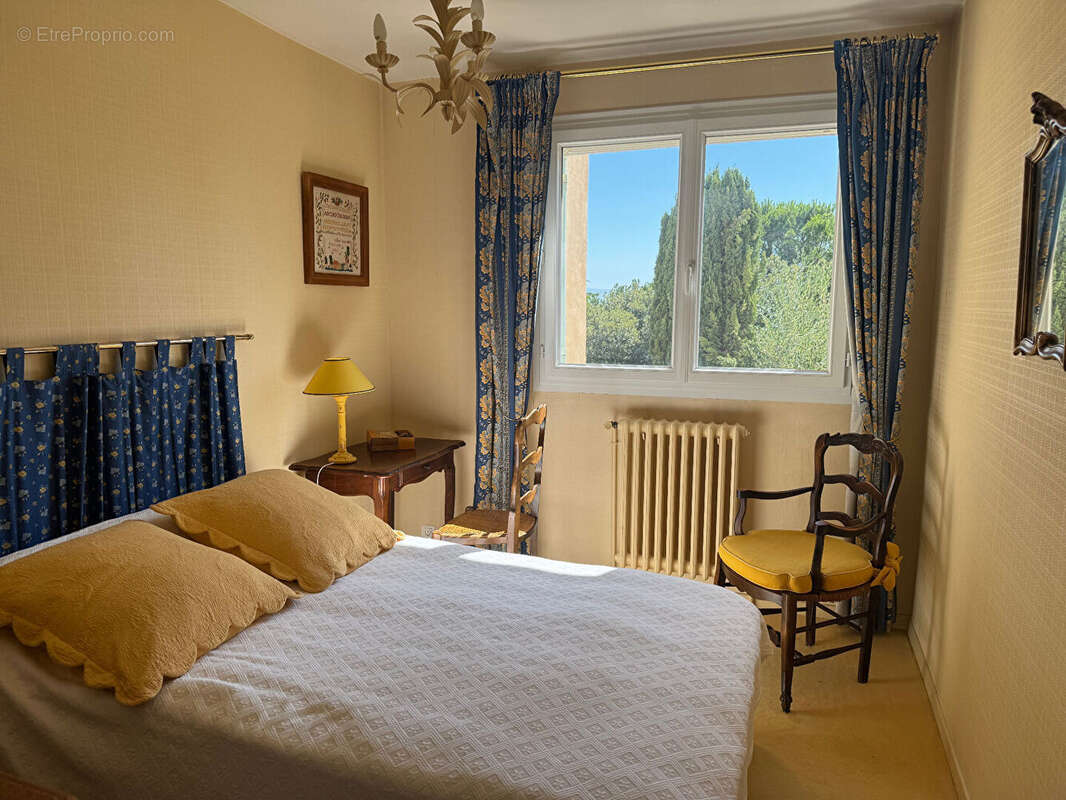 Maison à VILLENEUVE-LES-AVIGNON