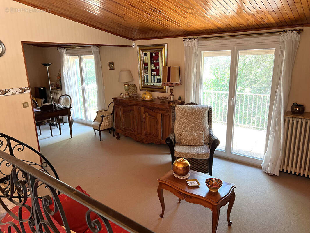 Maison à VILLENEUVE-LES-AVIGNON