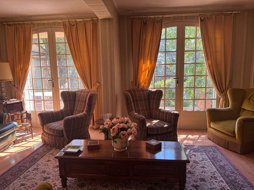 Maison à VILLENEUVE-LES-AVIGNON