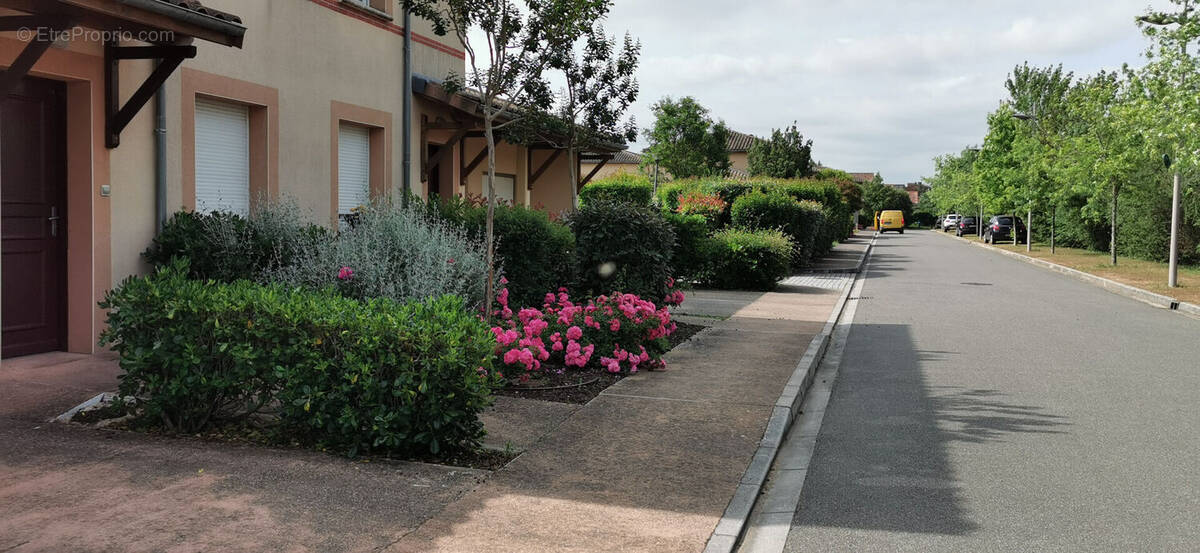 Appartement à LA SALVETAT-SAINT-GILLES