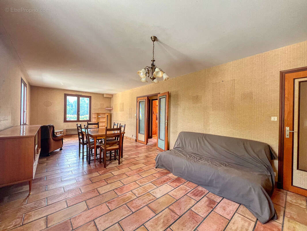 Maison à VAUX-SUR-MER