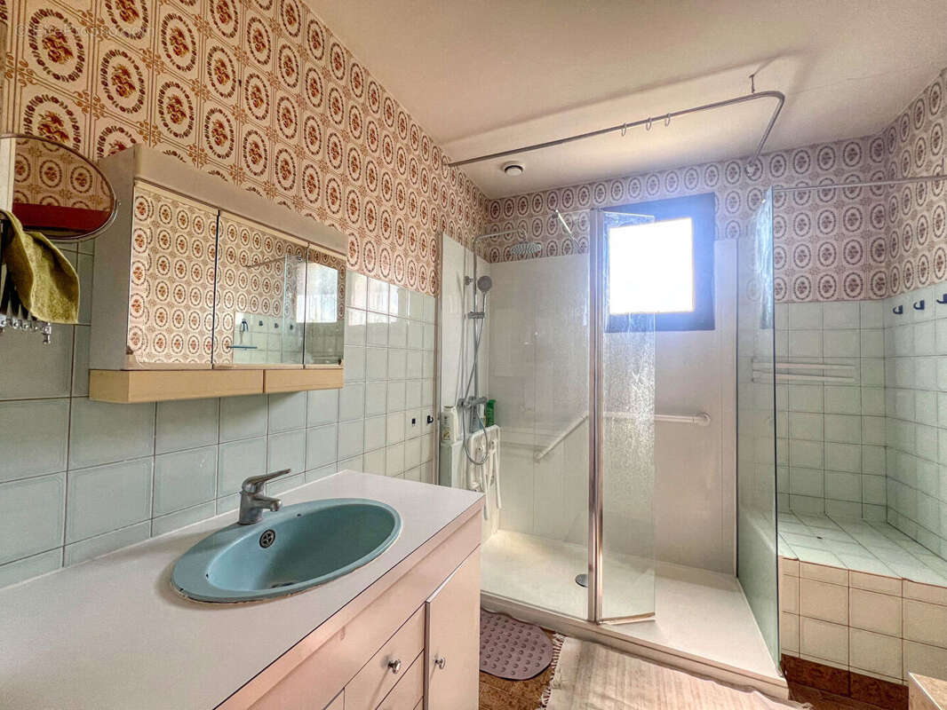 Maison à VAUX-SUR-MER