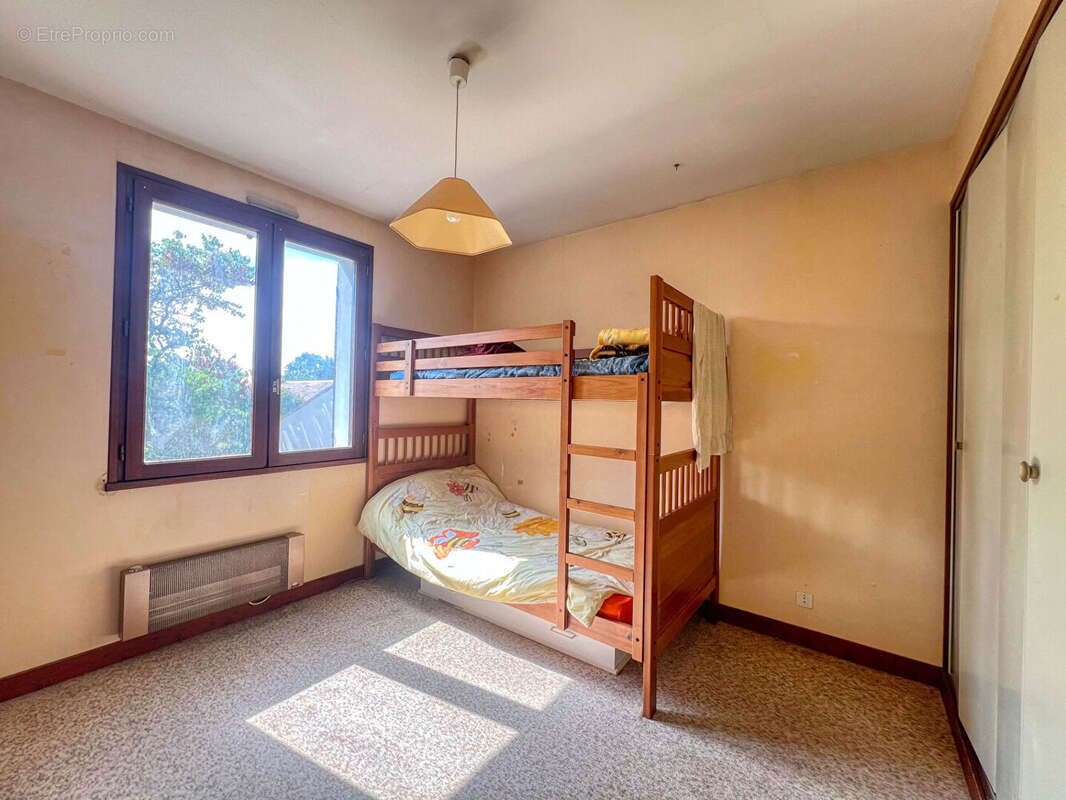 Maison à VAUX-SUR-MER