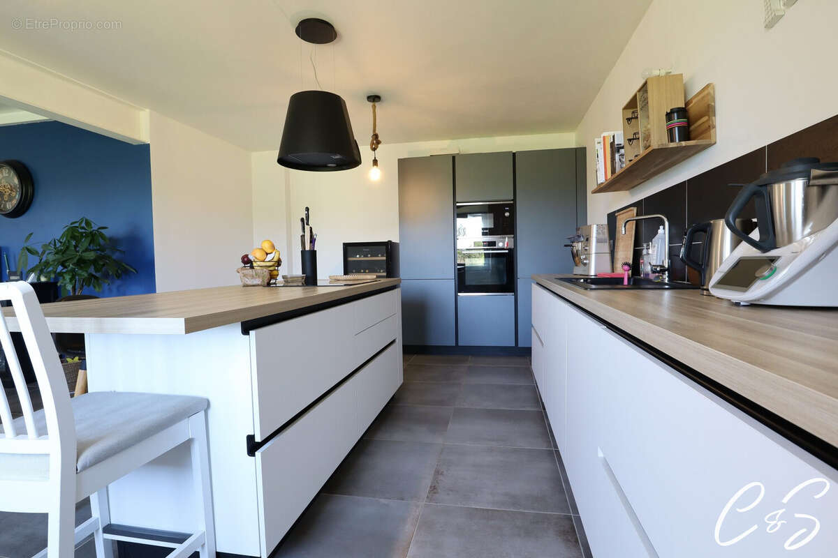 Maison à PLONEOUR-LANVERN