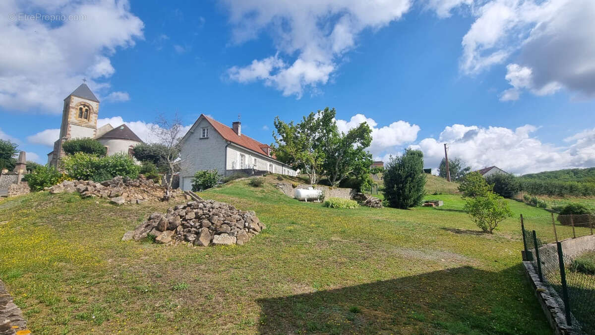 Maison à PERRIGNY-SUR-LOIRE