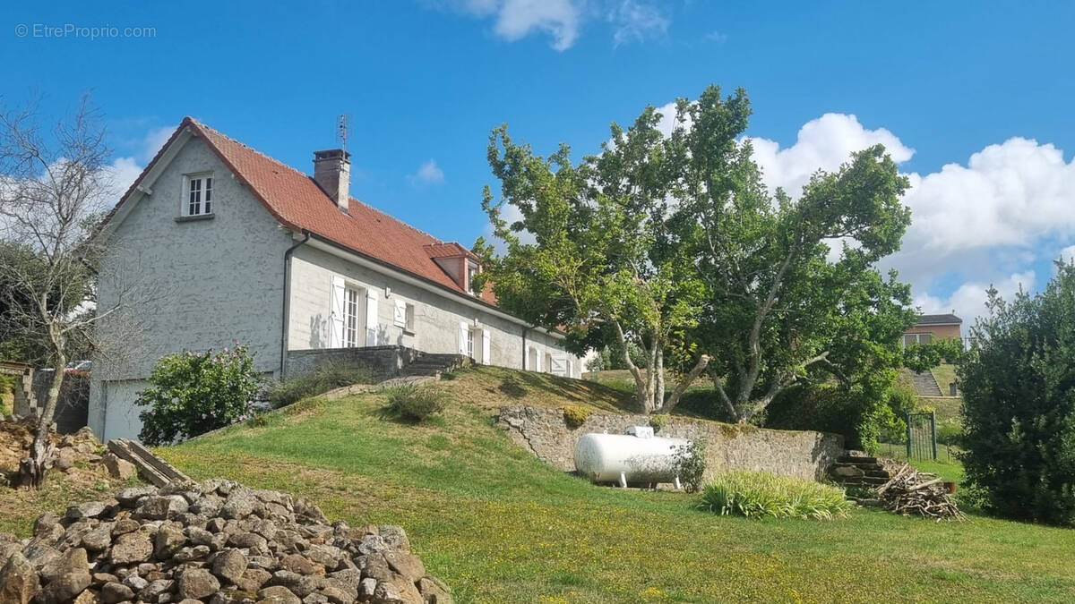Maison à PERRIGNY-SUR-LOIRE