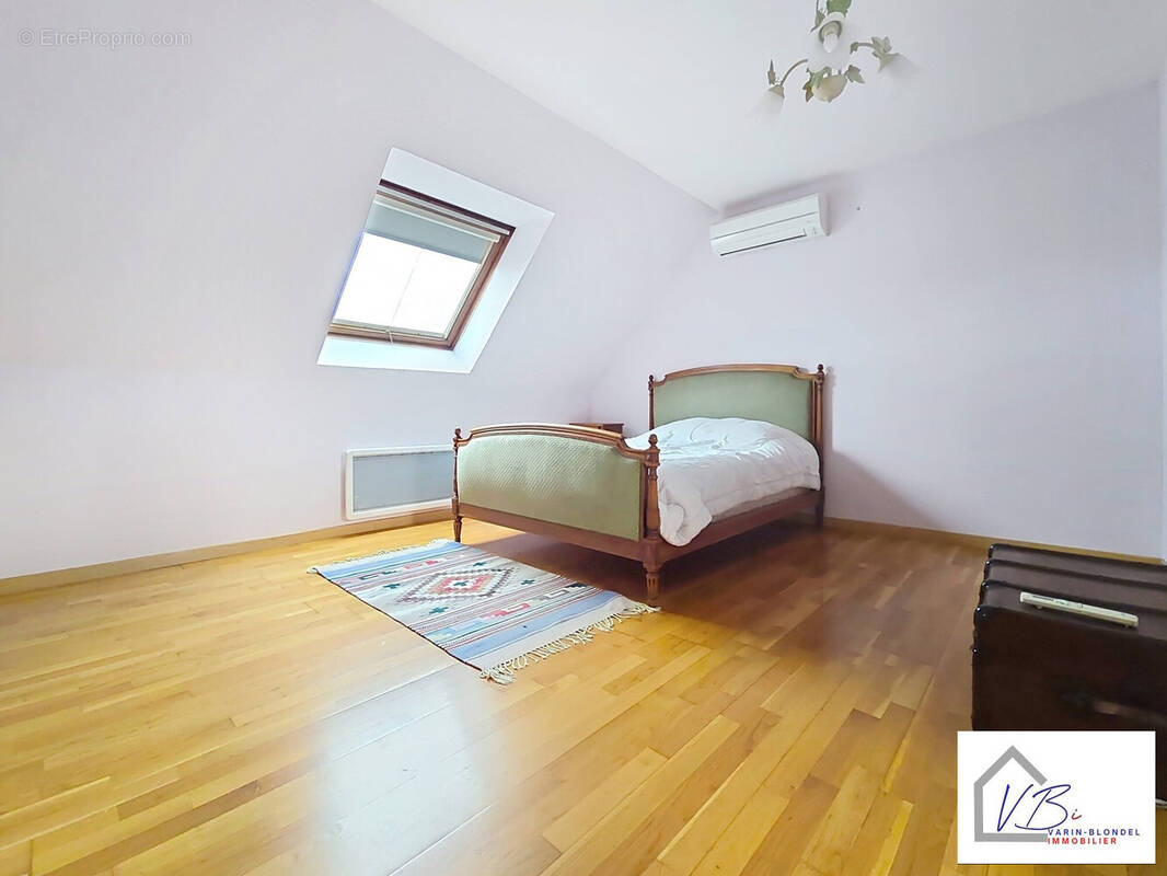 Maison à LA FRENAYE