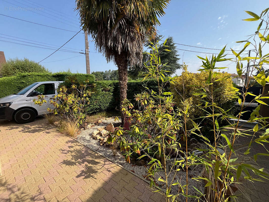 Maison à SAINT-ASTIER