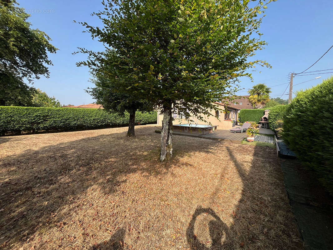 Maison à SAINT-ASTIER