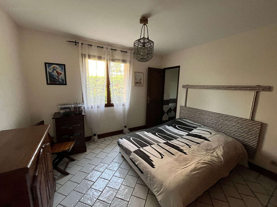 Maison à SAINT-ASTIER