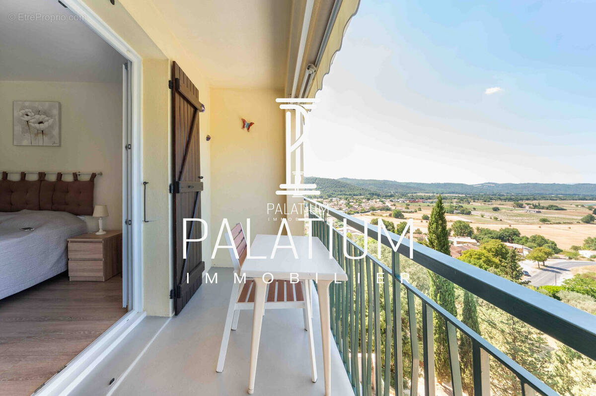 Appartement à GREOUX-LES-BAINS