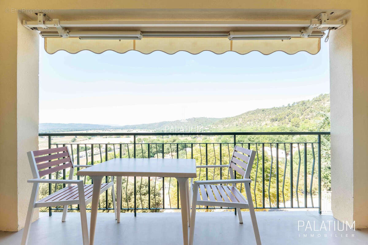 Appartement à GREOUX-LES-BAINS