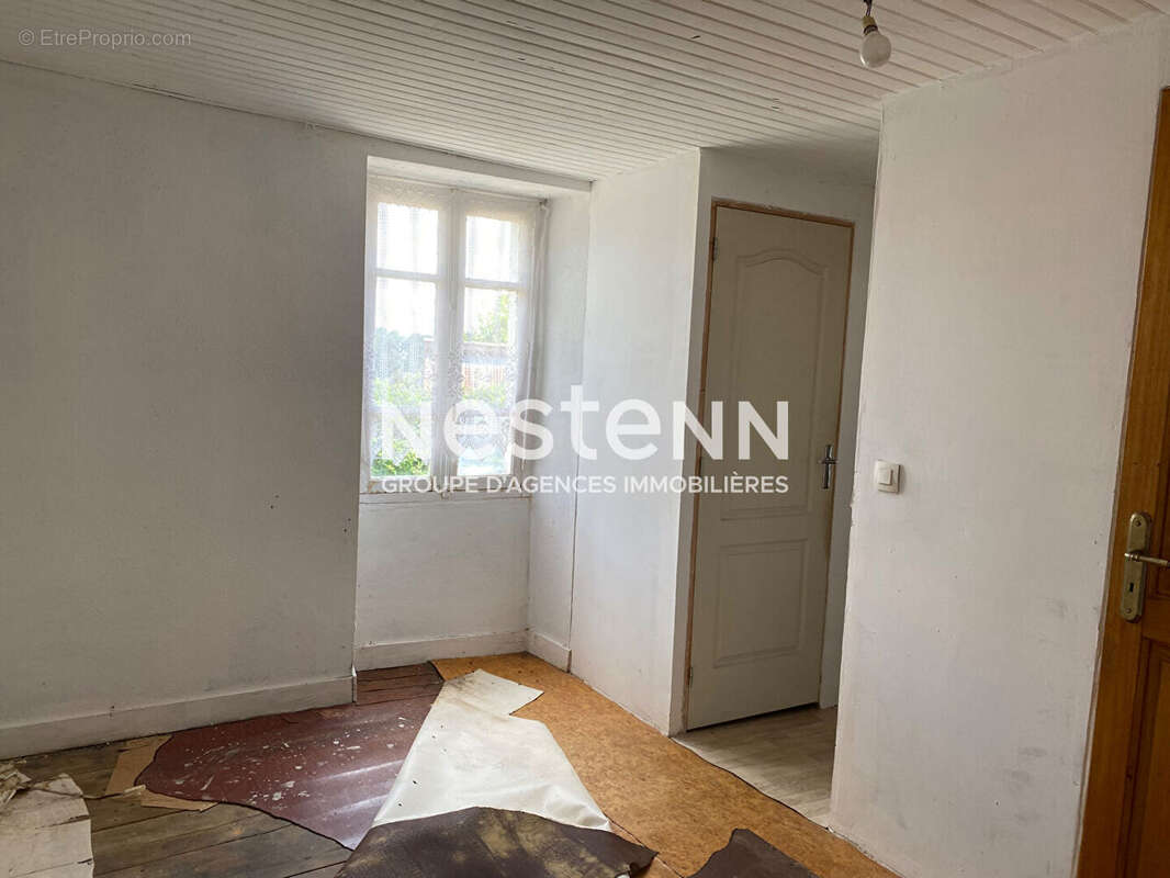 Maison à CHAMPS-ROMAIN