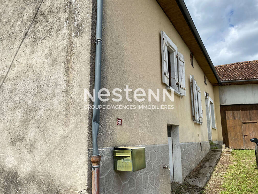 Maison à CHAMPS-ROMAIN