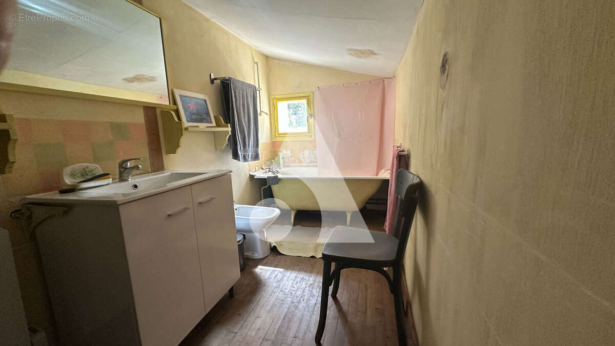 Maison à CELLES-SUR-BELLE