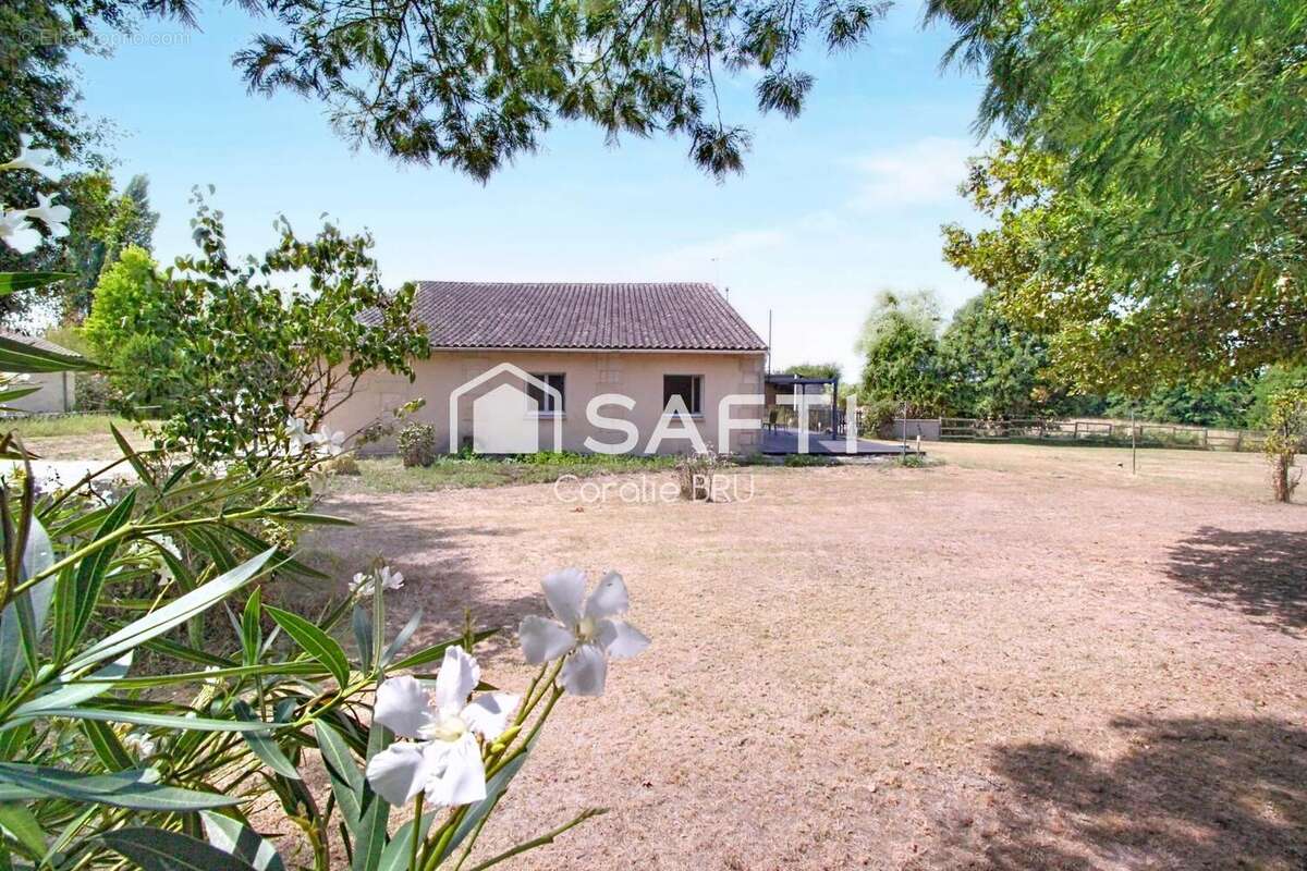 Photo 2 - Maison à CUBNEZAIS