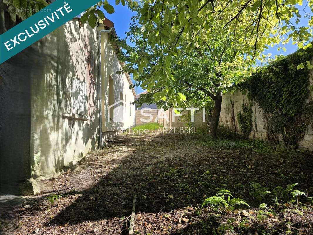 Photo 3 - Maison à VILLETTE-SUR-AUBE