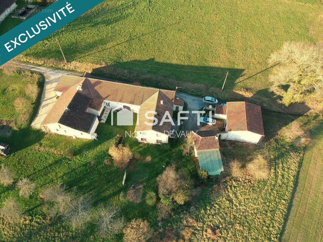 Photo 2 - Maison à SAINT-FRONT-D'ALEMPS