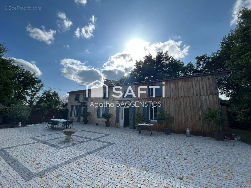 Photo 1 - Maison à GUILLOS